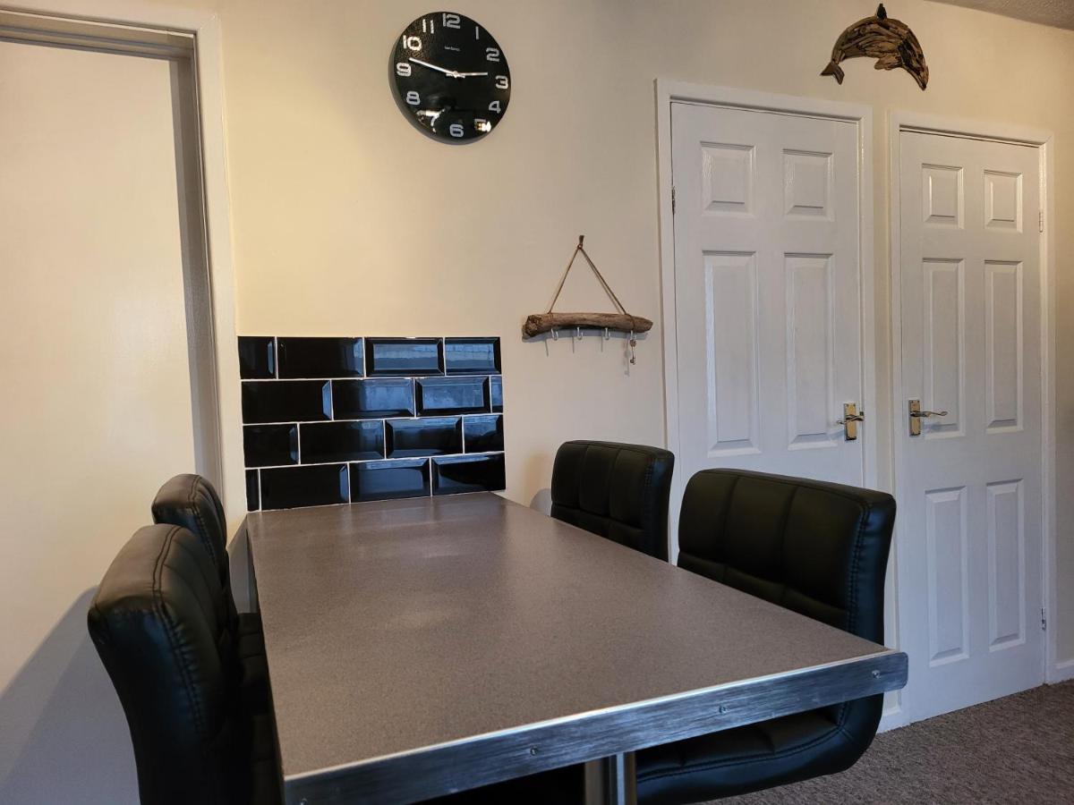 Sandy Beach Hill View Apartment ברין מראה חיצוני תמונה