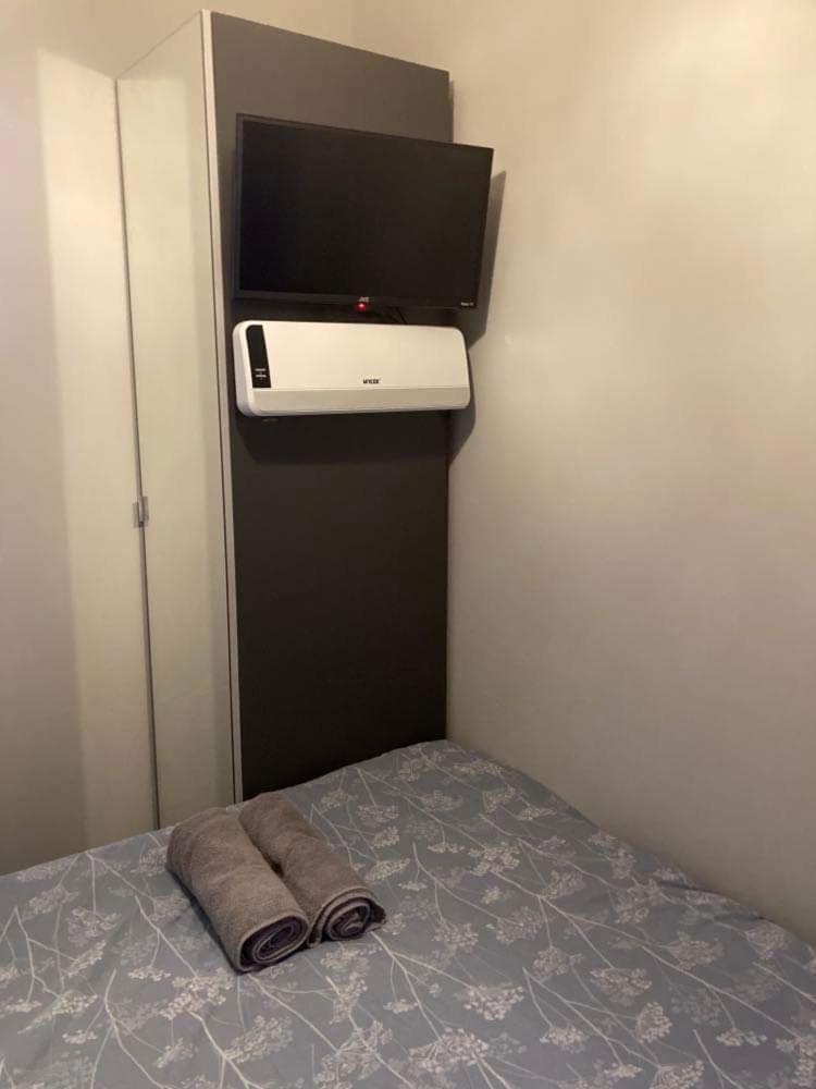 Sandy Beach Hill View Apartment ברין מראה חיצוני תמונה